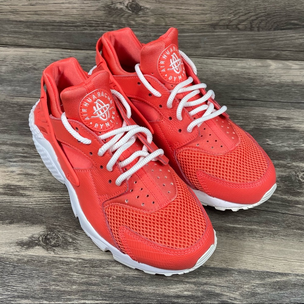 Nike Air Huarache Run SE ‘Rush Coral’ Running Shoe
